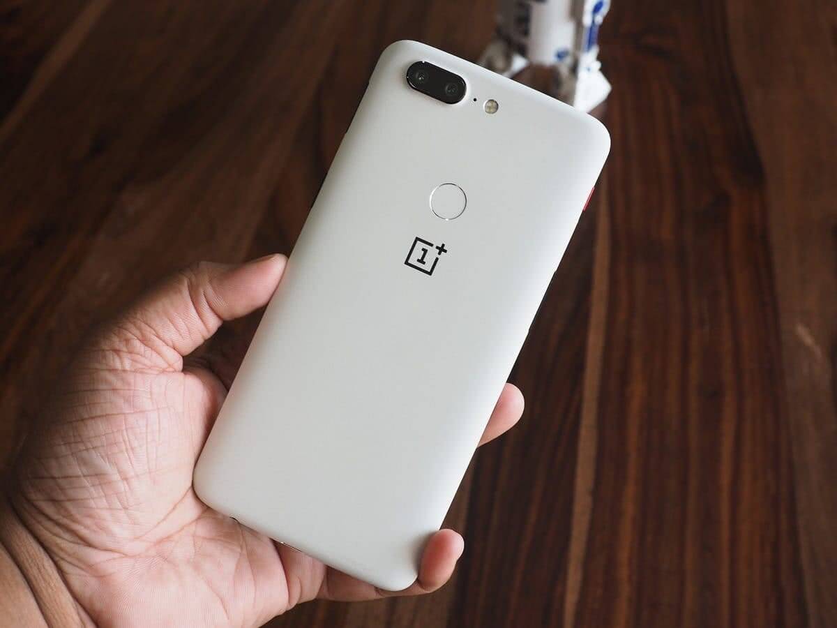 OnePlus 5T Sandstone White 1