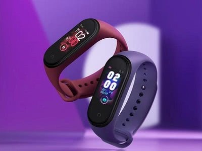 Mi band 4 не заряжается до 100 процентов